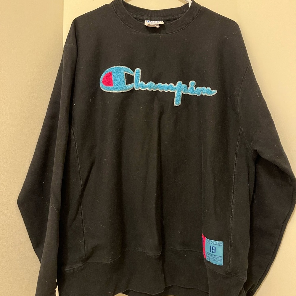 Champion crew neck sweatshirt